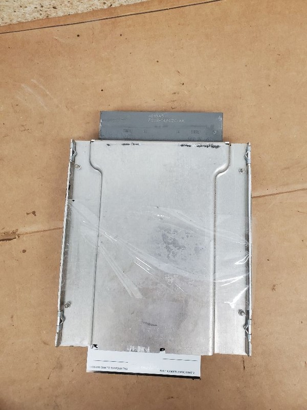 Engine ECM Eec Control Processor ID 4U7A-FFA Fits 04 LINCOLN & TOWN CAR 291679