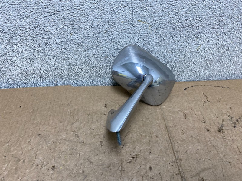 1984 Pontiac Grand Prix Right Passenger RH View Door Mirror V4626 DG