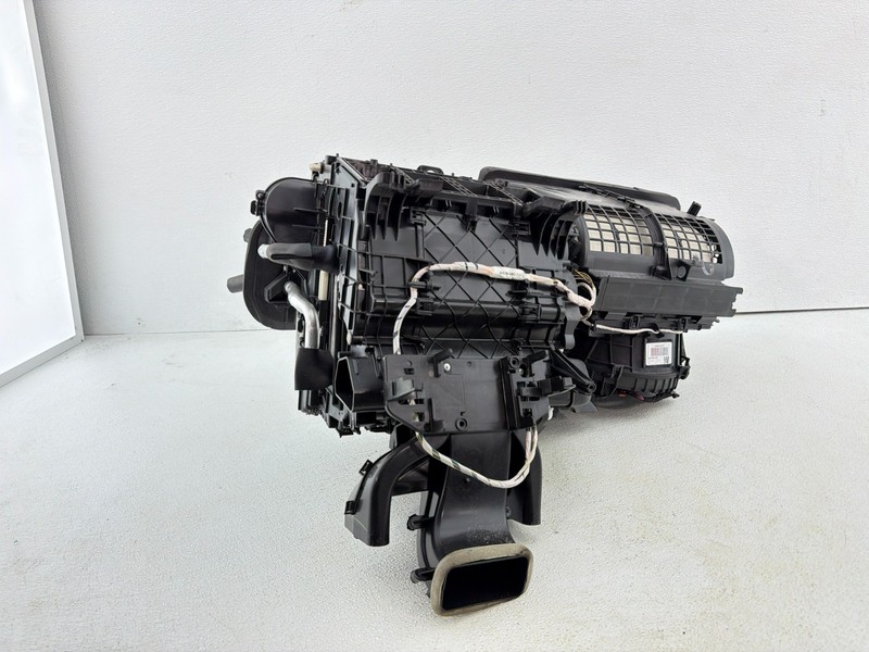 2019 - 2025 CHEVROLET MALIBU BOX HVAC AC CLIMATE HEATER BLOWER MOTOR HOUSING OEM