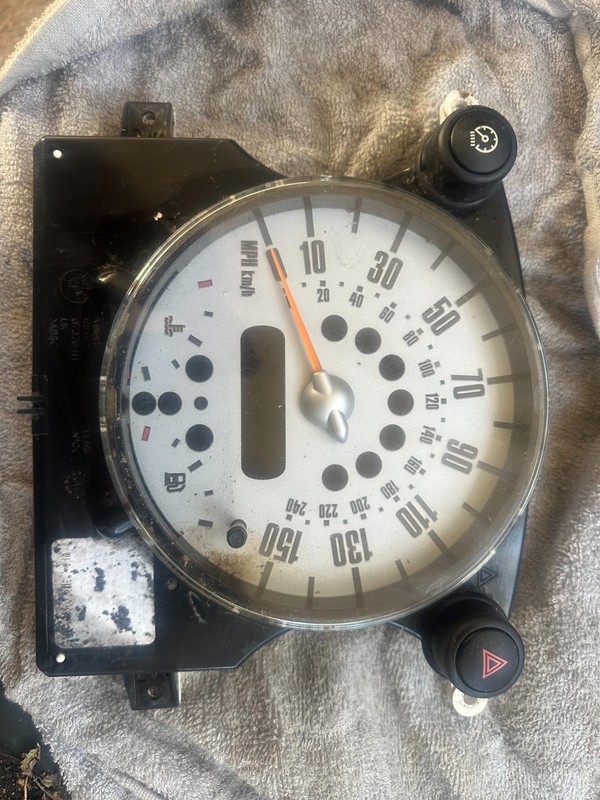 02-08 Mini Cooper OEM SPEEDOMETER GAUGE CLUSTER