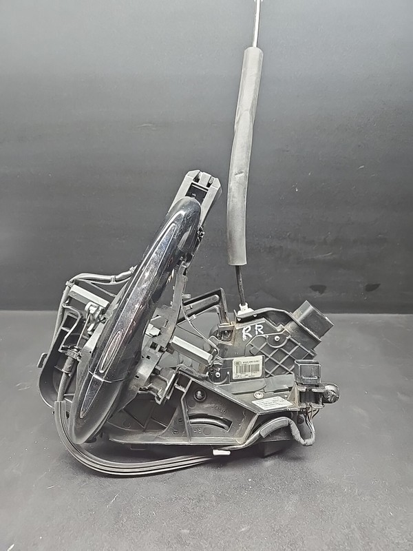 2010-2015 JAGUAR XJ XJL - REAR RIGHT PASSENGER SIDE DOOR LATCH LOCK ACTUATOR OEM