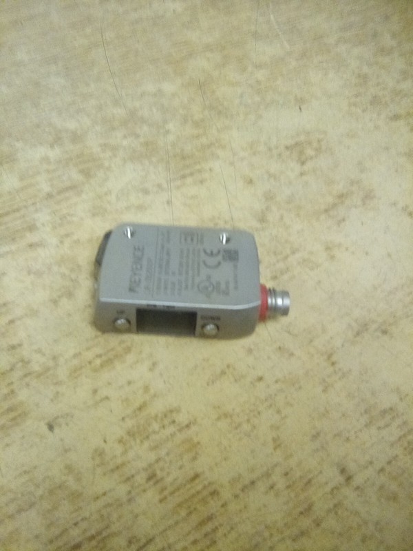Keyence LR-ZB250CP Laser Sensor