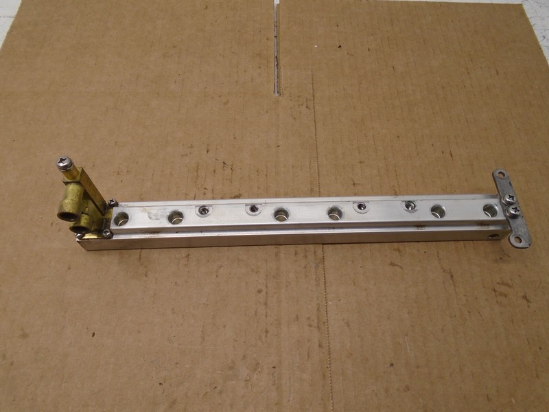 USED OEM FUEL RAIL 8276991 MERCURY MARINER OUTBOARD 225-300HP MOTOR PARTS
