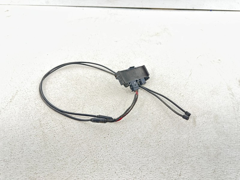17-20 Audi A4 S4 Keyless Entry Antenna Receiver Module 3AA.962.243.G OEM