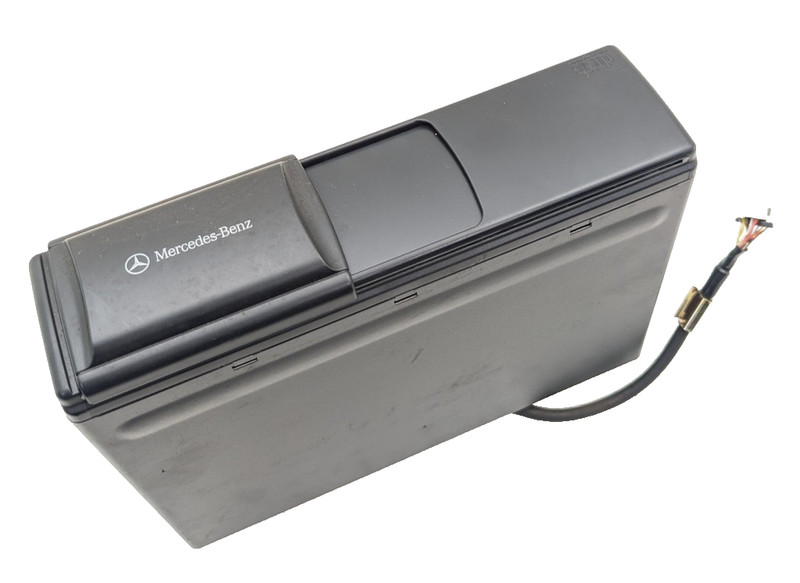 98-00 Mercedes W163 ML320 ML55 AMG CD Changer 6 Disk Player 1638201389