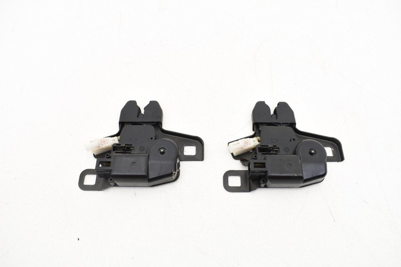 2005 NISSAN 350Z CONVERTIBLE LEFT & RIGHT TONNEAU LID COVER LOCK LATCH OEM KW59