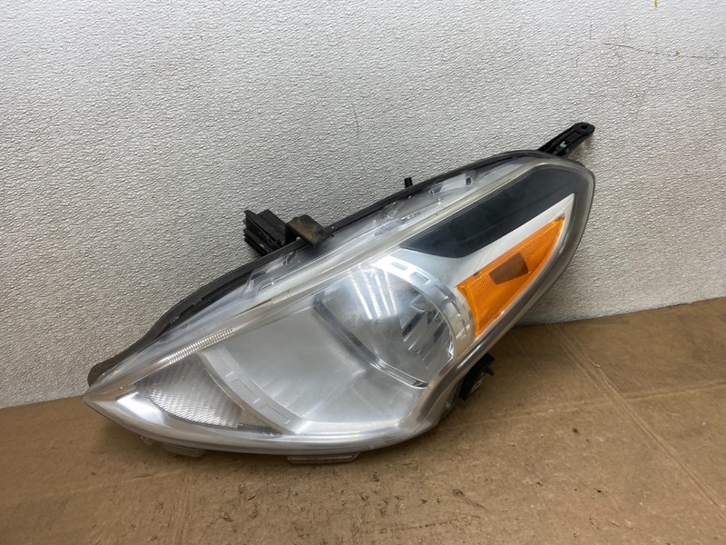 2015 to 2019 Nissan Versa Headlight Left Driver Lh Side Oem Y8166 DW