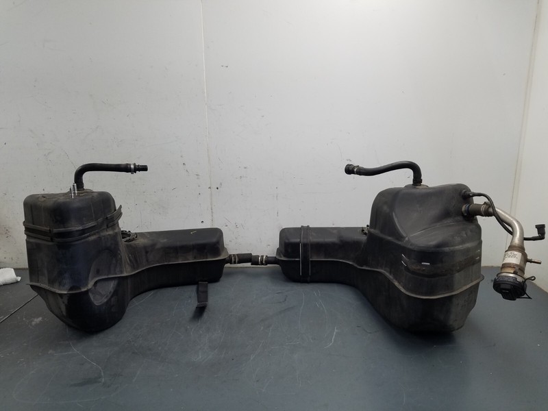 2011 Audi R8 Spyder V10 Fuel Tanks #0472 J7