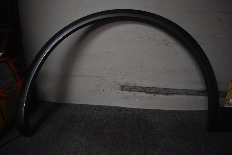 2018-2020 AUDI Q5 PREMIUM WHEEL OPENING MOLDING LEFT FACTORY OEM