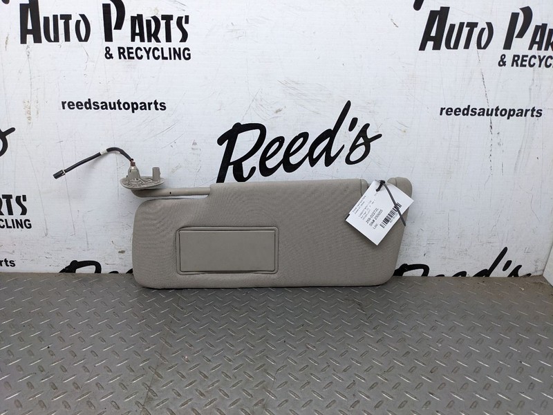 Driver Sun Visor Classic Style 5 Lug Wheel Fits 15-20 DODGE 1500 PICKUP 1161220