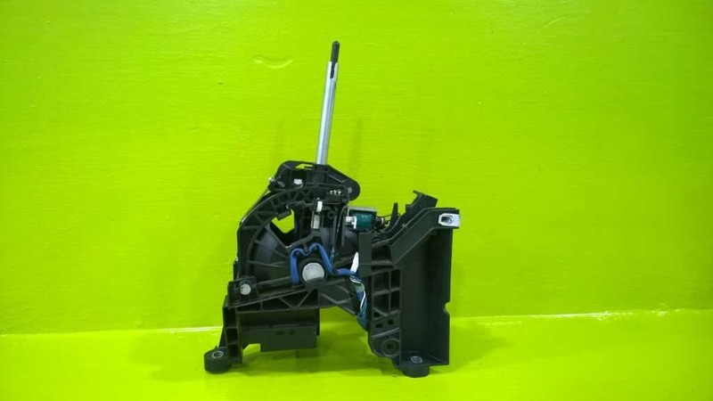 12 13 14 FORD FOCUS FLOOR GEAR SHIFT SHIFTER ASSEMBLY OEM 3028-46