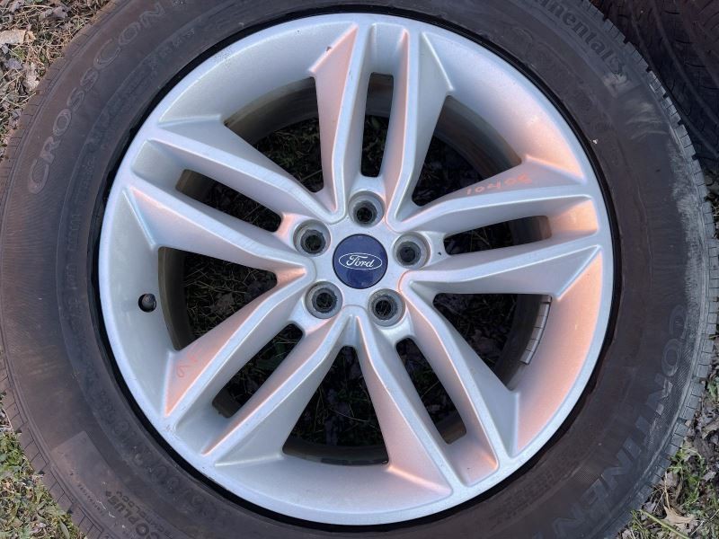 2015-2018 Ford Edge 18X8 Aluminum 10-Spoke Wheel Silver A-Condition