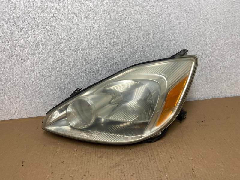 2004-2005 Toyota Sienna Left Driver LH Side Halogen Headlight AB6613 DW