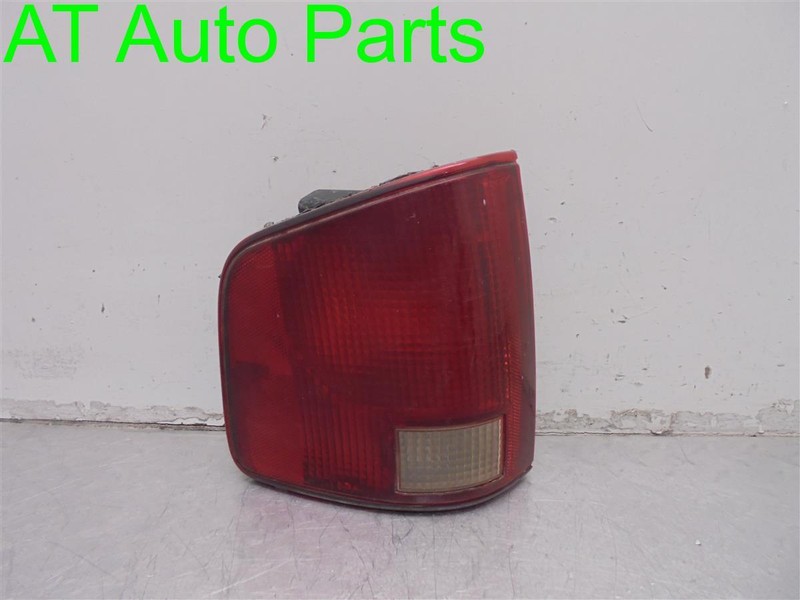 94-04 CHEVROLET S10 S15 LEFT LAMP TAILLIGHT TAILLAMP REAR BRAKE OEM 05978195