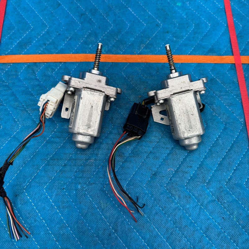 2011–2013 Hyundai Equus Steering Column Tilt And Telescopic Motors OEM