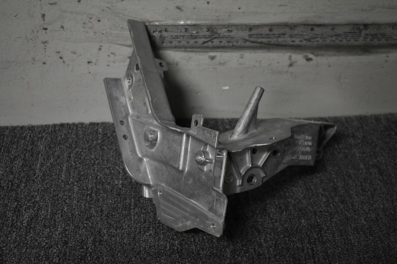 MERCEDES BENZ W253 HOLDER FACTORY OEM