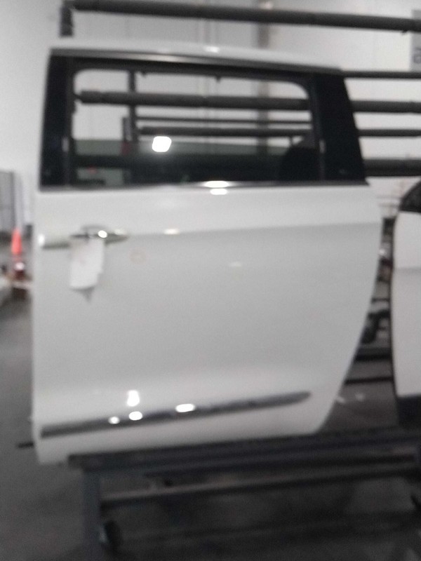 Chrysler Pacifica 2019 Left Rear Door WHITE 636989 5763