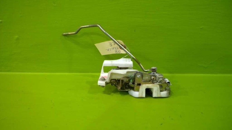 97 98 99 00 01 02 TRACER PASSENGER RIGHT FRONT MANUAL DOOR LOCK LATCH OEM 3519-9