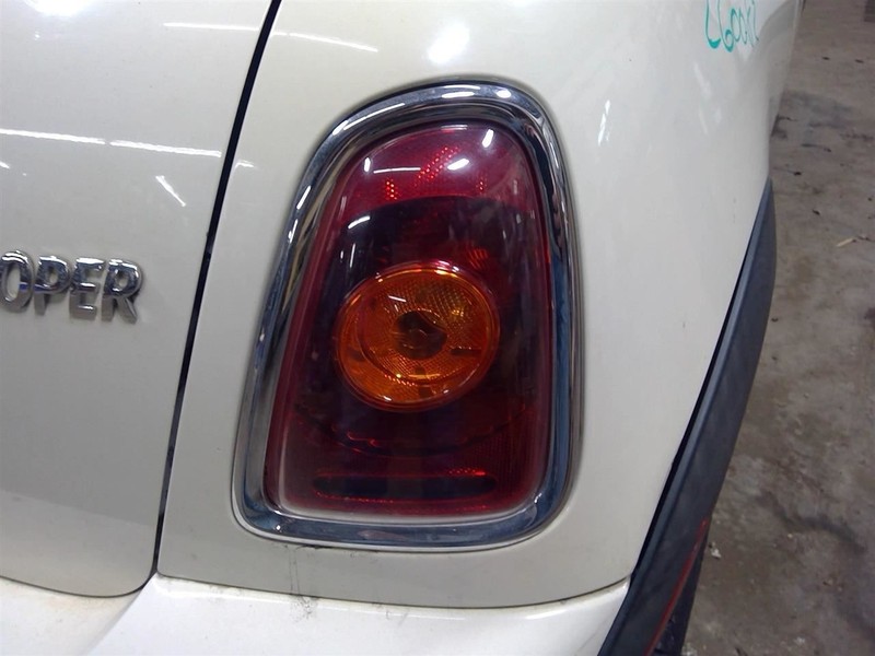 Passenger Tail Light Hardtop Fits 07-10 MINI COOPER 1760816