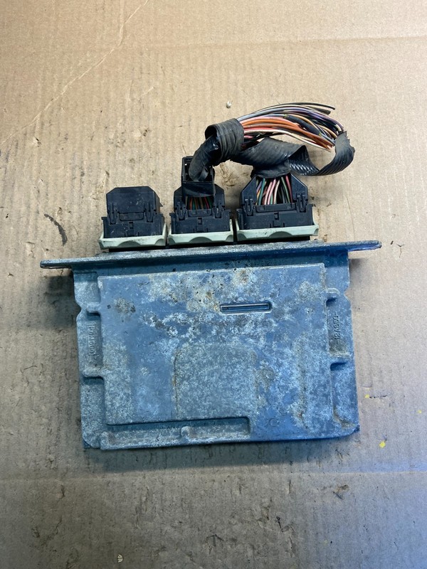 2008 Ford E350 E250 Van 5.4L Engine Control Module 8c2a-12a650-pc Z0685 DG