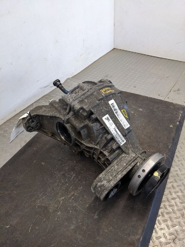 Carrier Rear 230mm Ring Gear 9.06" 5.7L Fits 14-24 DURANGO 1183585