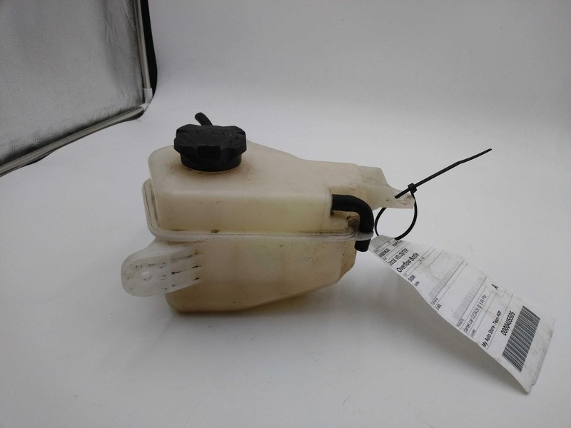 Used Engine Coolant Reservoir fits: 2016 Hyundai Veloster turbo from 03/19/13 Gr