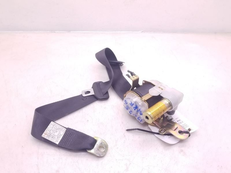 2004 LEXUS LS430 PASSENGER SIDE REAR SEAT BELT ASSEMBLY