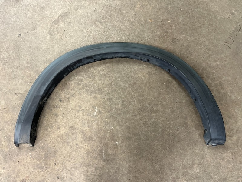 ⭐2011-2018 RAM 1500 REBEL REAR RIGHT FENDER FLARE MOLDING TRIM COVER OEM LOT2584