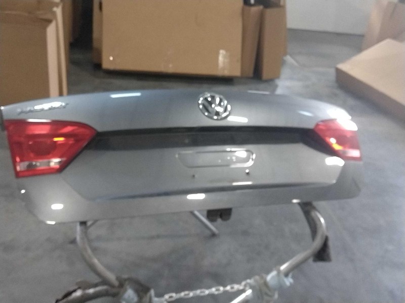2013 Volkswagen Passat Grey Deck Lid OEM 561827025D 4DR SED 87000 Miles