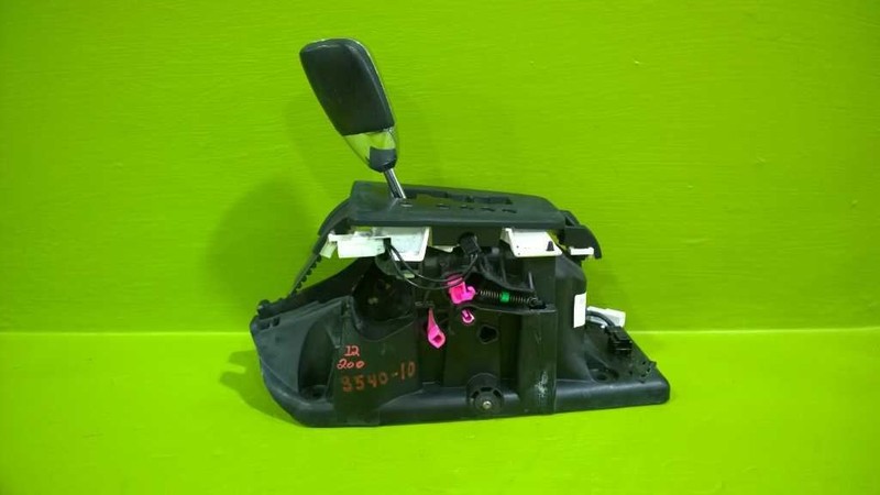 12 200 AT FLOOR TRANSMISSION GEAR SHIFT SHIFTER ASSEMBLY OEM 3540-10