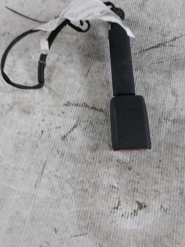 2017 INFINITI QX50 OEM Grey Seat Belt - Used, 113K Miles, Warranty Included