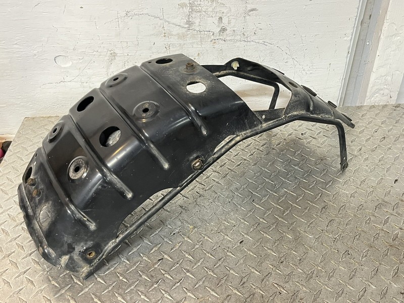 2003 Suzuki VL 800 Volusia Rear Back Fender Inner Frame Mount Support VL800