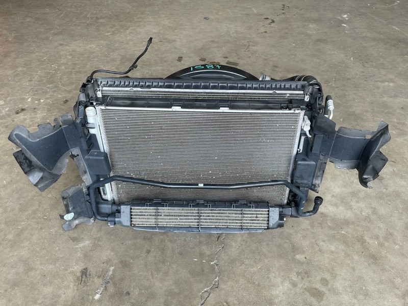 13 14 15 16 Mercedes SL550 R231 Radiator Condenser Cooling Fan 4.6L 1587 OEM