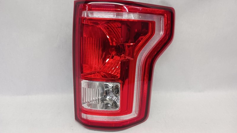 15-'17 FORD F150 Right passenger Taillight incandescent OEM Grade A!