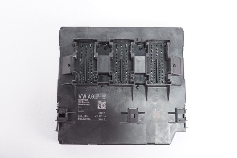 VOLKSWAGEN TIGUAN Body Control Module BCM BCU OEM 2012 - 2017