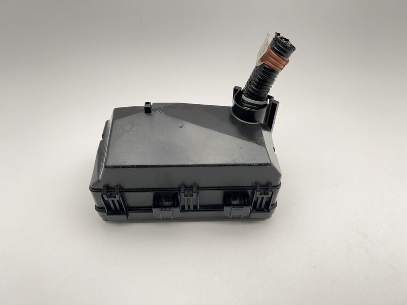 2019 HONDA PASSPORT ENGINE COMPARTMENT FUSE BOX 3.5L AT FWD 137K -SPORT- 56054