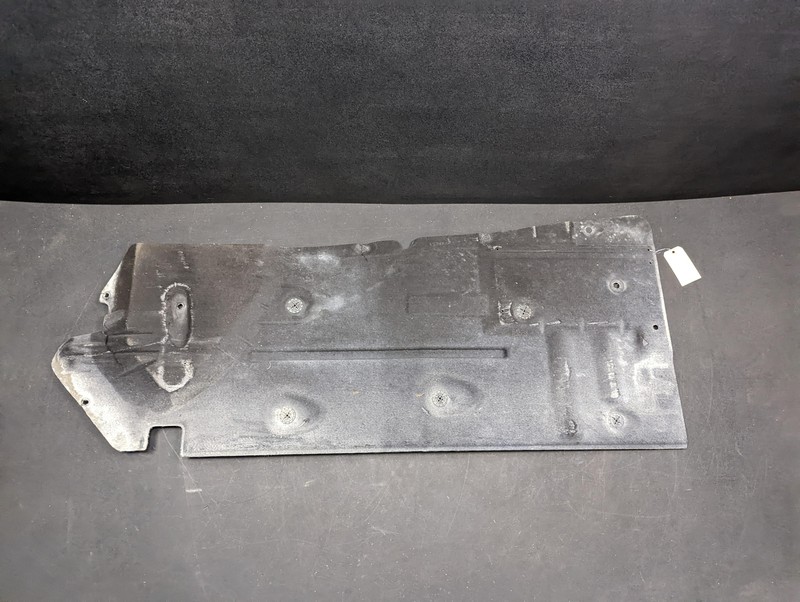 Front Right Under Cover Splash Shield 2018 Ford Focus CV6Z-5811782-G 2015-2017 X