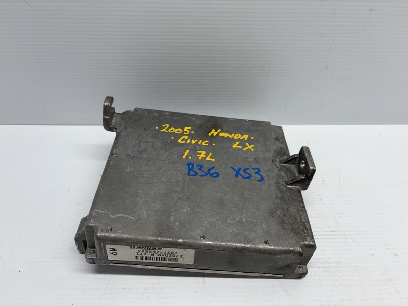 2004-05 Honda Civic 1.7L ECM Engine Computer Module ECU PCM A/T 37820-PLM-A73