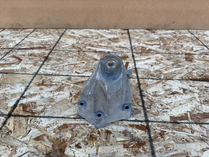 GENESIS G80 2018-2020 OEM LEFT DRIVER ENGINE MOTOR MOUNT BRACKET RWD 3.3T