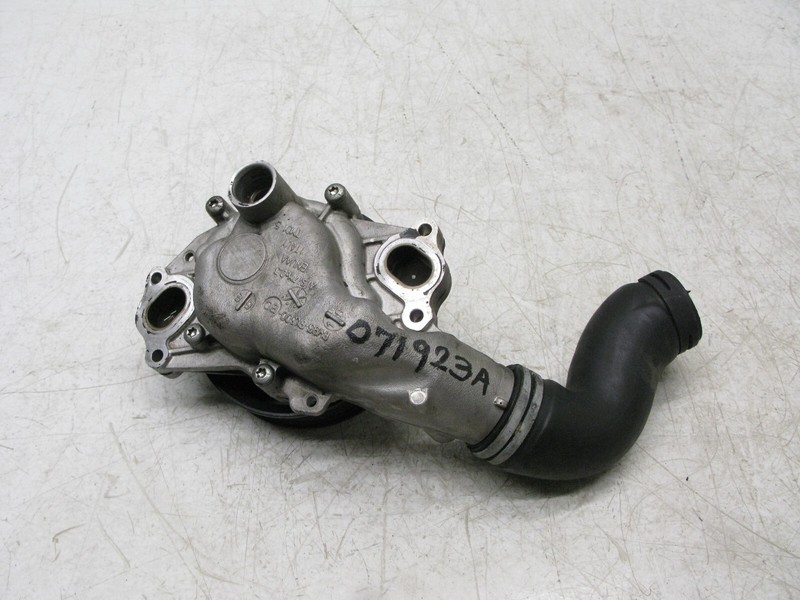 10-20 JAGUAR XF XJ XE XK 17-23 F-PACE 3.0 5.0 ENGINE COOLANT WATER PUMP OEM 071A