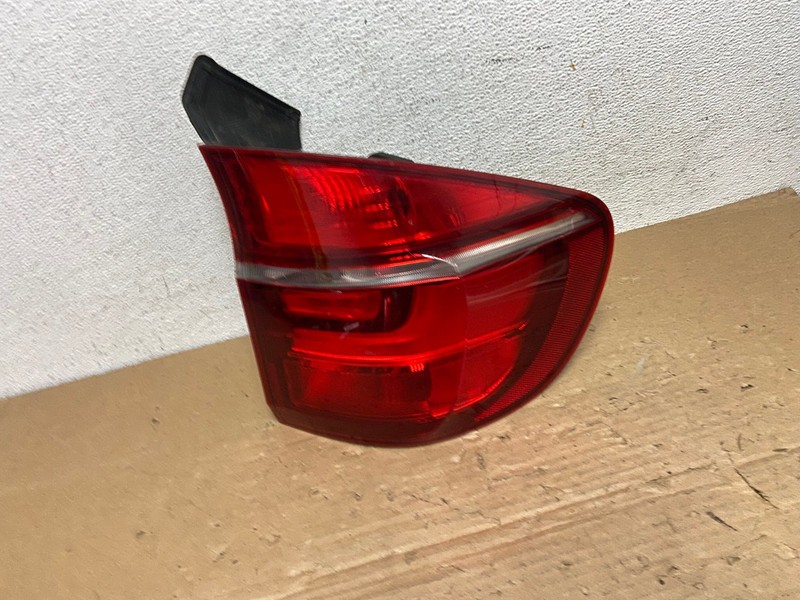 2011 2012 2013 Bmw X5 E70 Right Passenger Side Rh Tail Light Oem AD4074 LK
