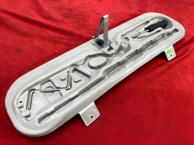 BMW E36 323 325 328 M3 Rear Trunk Emergency Spare Tire Tool Box Set Kit OEM ✅