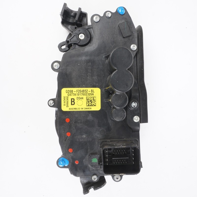 2017 - 2020 Lincoln Continental Rear Right Door Lock Latch Actuator OEM