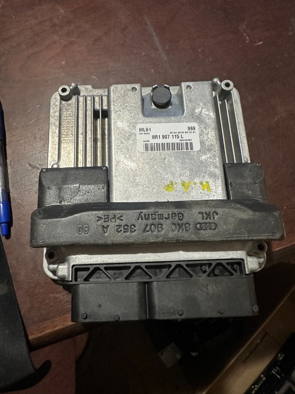 13-15 AUDI Q5 2.0 OEM ENGINE COMPUTER ECU PCM 8R1907115L