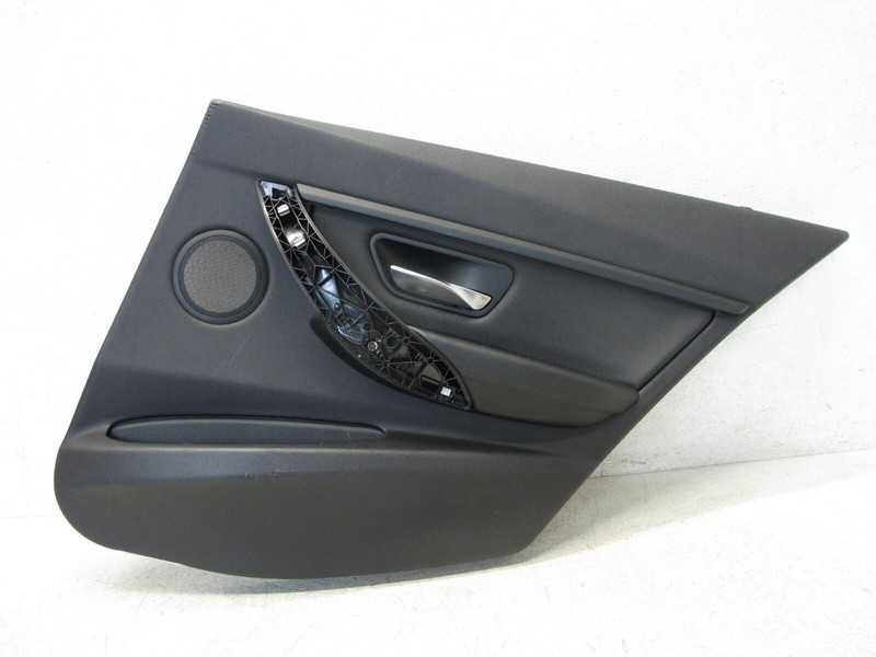 12-19 BMW F30 320i 328i RWD xDRIVE SEDAN DOOR PANEL REAR RIGHT OEM 060624