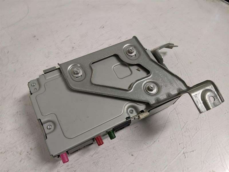 18 19 Honda Odyssey Rear Entertainment Control Unit Module 39450-Thr-A11 Oem