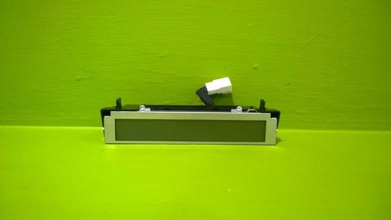08 09 MAZDA 3 RADIO DISPLAY SCREEN OEM 3893-3