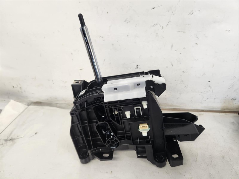 2022-2024 Toyota Rav4 Automatic Trans Gear Shifter Selector 33560-12640