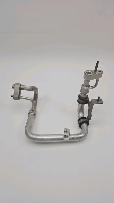 19-25 Chevrolet Silverado 1500 AC Conditioning Heat Exchanger Hose Line 84959742