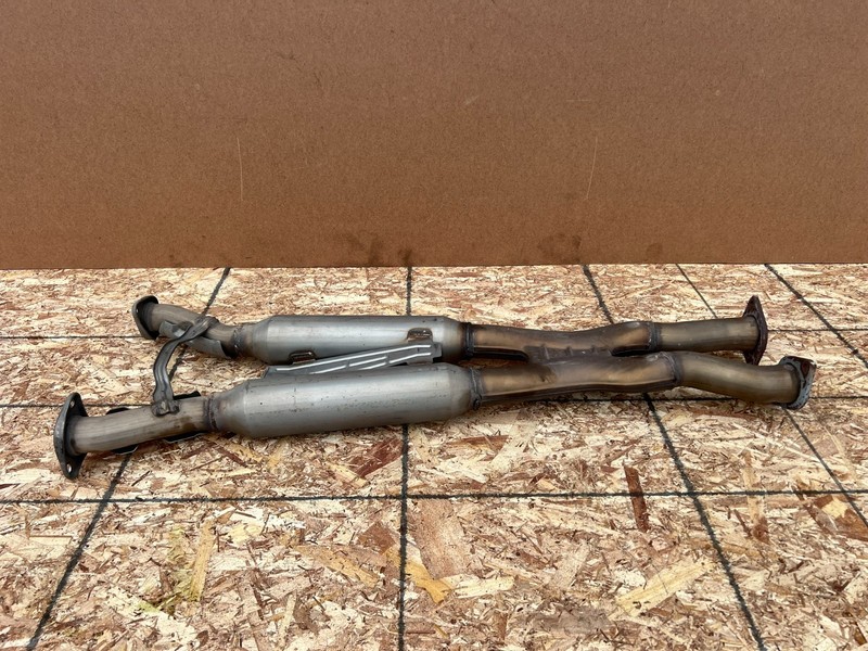 GENESIS G70 2019-2026 OEM MUFFLER EXHAUST MID PIPE TUBE SILENCER ASSEMBLY 3.3T